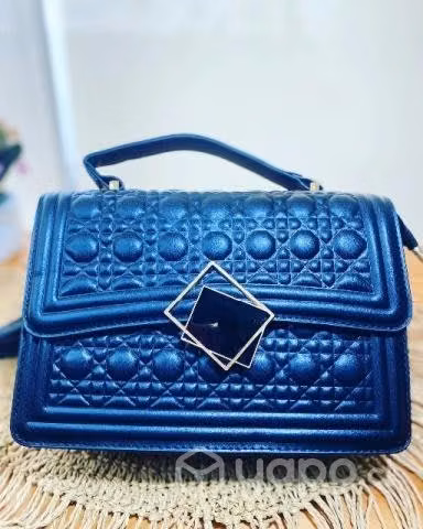 Carteras nuevas