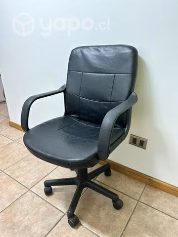 Silla de escritorio negra