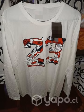 Poleras y polerón - Imagen 2