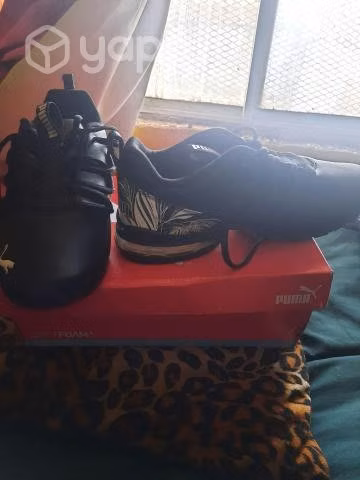 Zapatillas pumas negras