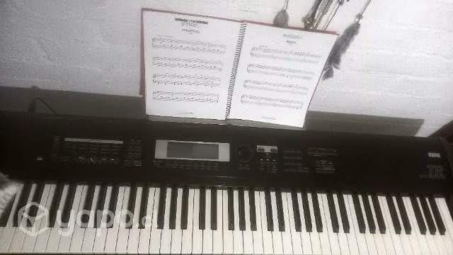 Sintetizador korg triton 88 teclas