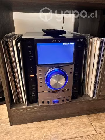 Equipo de música SONY CON PANTALLA