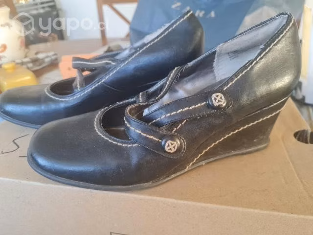 2 pares zapatos
