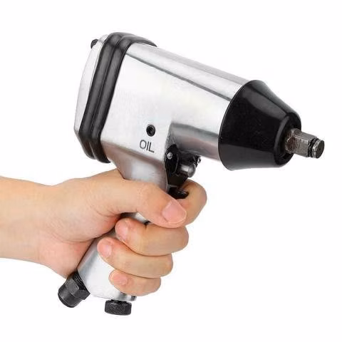 Llave De Impacto Neumática C/maleta + 17 Piezas, M