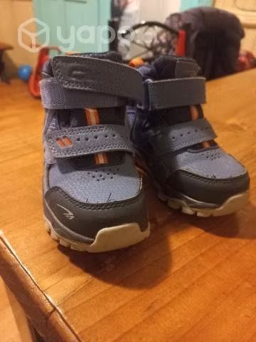 Zapatos y zapatillas niño