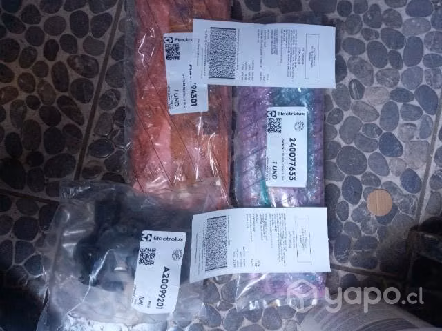 Paneles y bomba agua lavadora mademsa 17.5 kgs