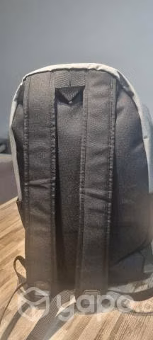 Mochila bicolor Adidas negro con gris - Imagen 2