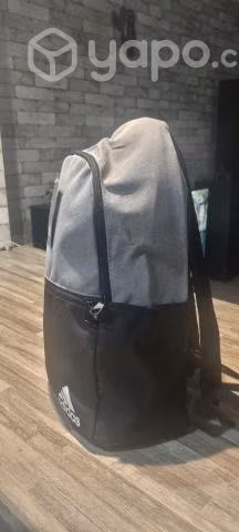 Mochila bicolor Adidas negro con gris - Imagen 4