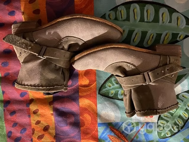 Botines cat gris - Imagen 5