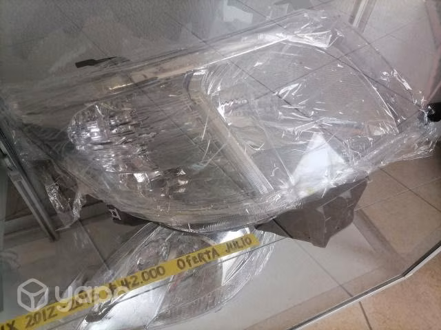 Óptico derecho toyota hilux nuevo
