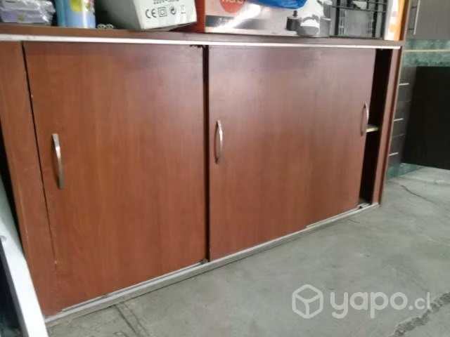 Mueble organizador con puertas corredizas
