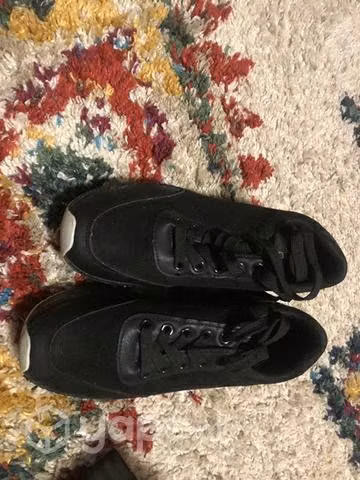 Zapatillas negras con plataforma talla 37
