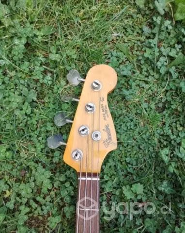 Fender Jazz Bass japonés