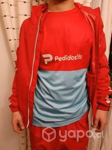 Traje de agua nuevo