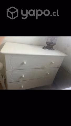 Cómoda de madera