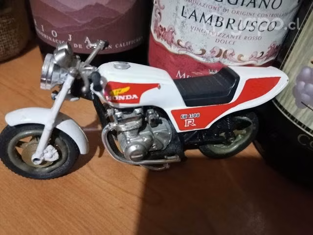 R - cb 1100 honda
