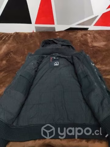 Chaqueta negra Americanino