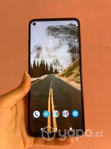 Moto G 9 Plus + cargador original + caja