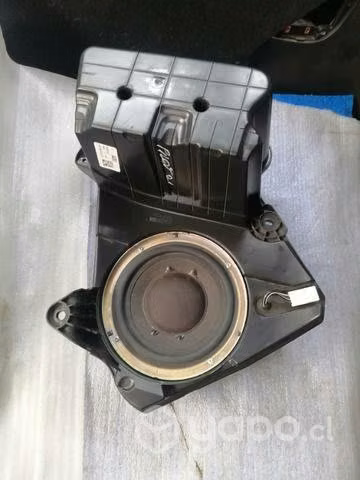 Subwoofer Honda pilot año 2018 / 2023