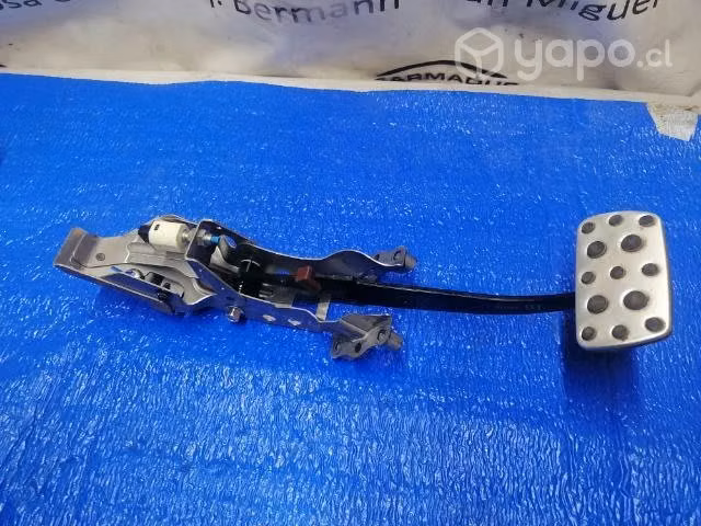 Pedal de freno subaru forester
