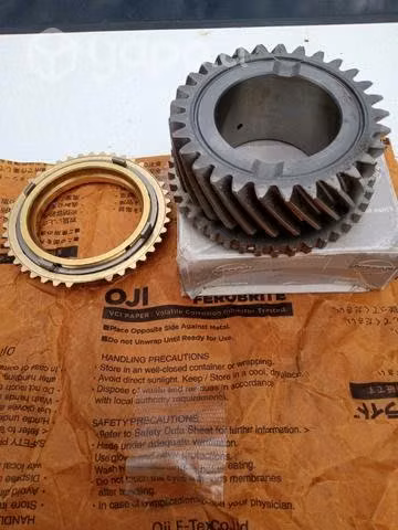 Piñón y sincronizador de caja Nissan Terrano