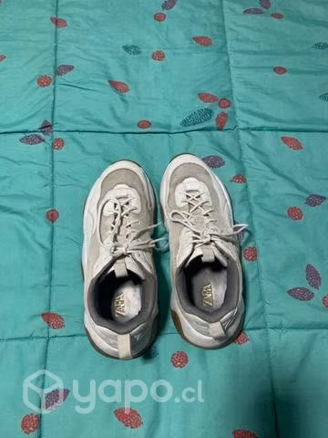 Zapatillas Zara talla 43