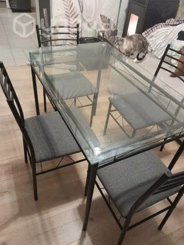 Mesa de comedor con 4 sillas - Imagen 3