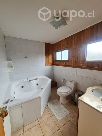 Cabaña Arriendo mensual Pucón 3 dormitorios 2 bañ