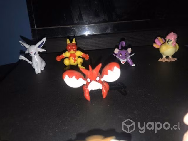 Set de 9 figuras pokemon