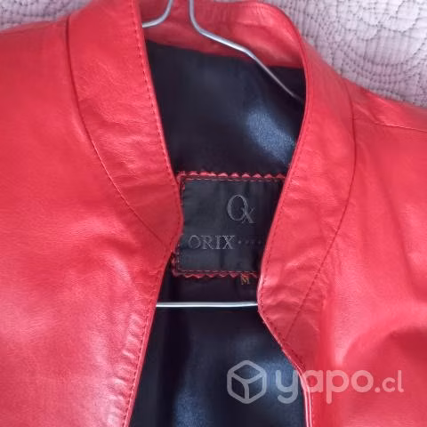 Hermosa chaqueta cuero argentino - Imagen 2