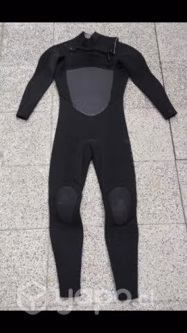 Traje de Agua Xcel INFINITI 5/4 talla MS