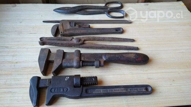 Antiguas herramientas.pars uso adorno ,de quincho