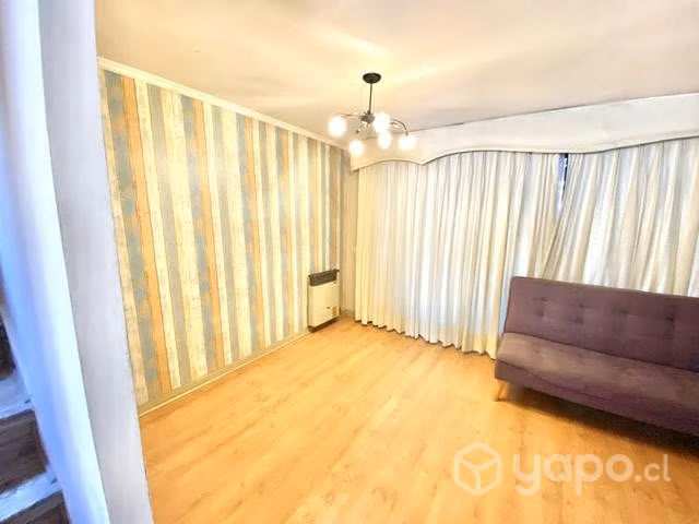 Cómoda casa Huechuraba 4D 3 B condominio - Imagen 2
