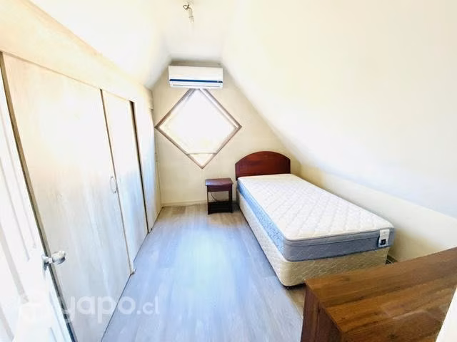 Cómoda casa Huechuraba 4D 3 B condominio - Imagen 3