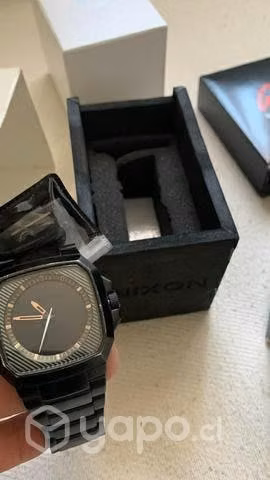 Reloj Nixon y Casio , en excelente estado - Imagen 3