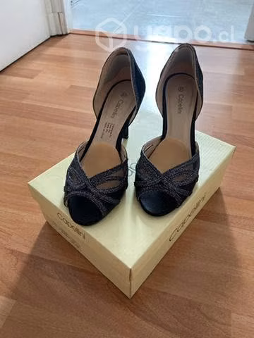 Zapatos de fiesta taco alto
