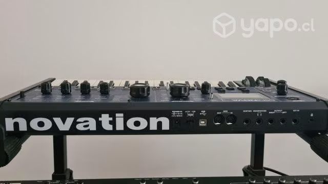 Sintetizador Novation Mininova Como nuevo