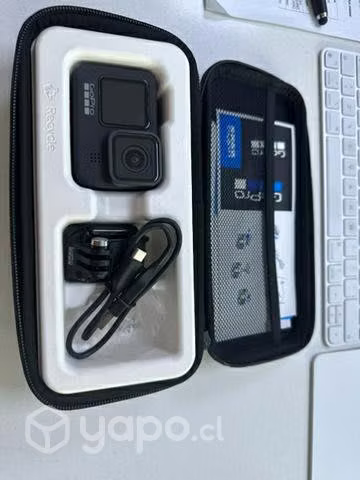 GoPro 9 más varios accesorios