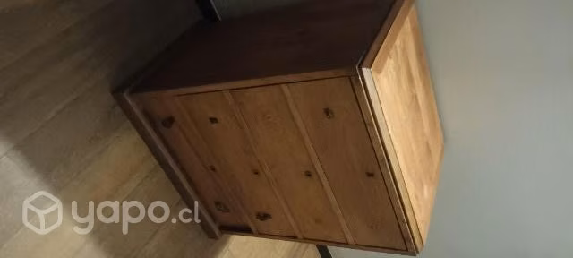 Cómoda madera solida