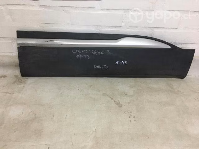 Moldura puerta del rh chery tiggo 