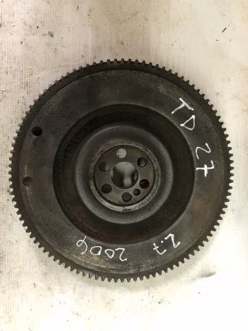 Volante de inercia Nissan TD27 MT 2006