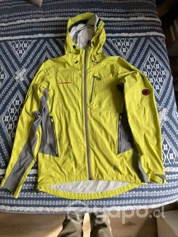 Ropa talla S excelente estado