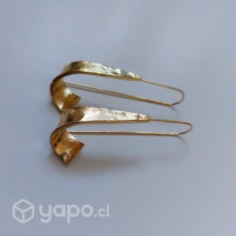 Aros