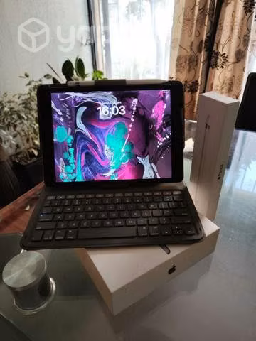Ipad 8va 10.2/ 32GB + Pencil + Funda y Teclado - Imagen 2