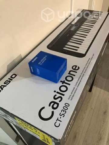 Teclado Casio ct-s300 con adaptador