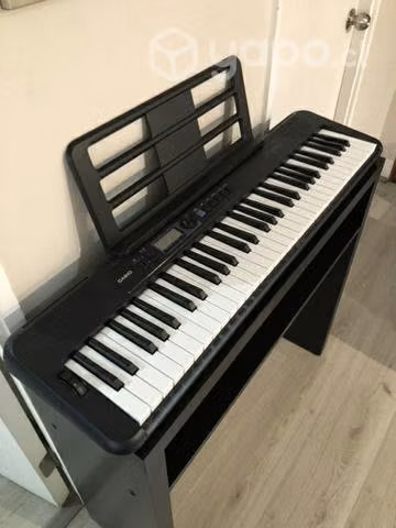 Teclado Casio ct-s300 con adaptador