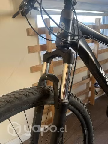 Bicicleta aro 27.5 marca Jeep modelo Vesubio