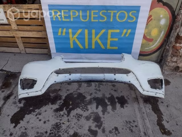 Parachoque del Hyundai santa fe 2011-2012