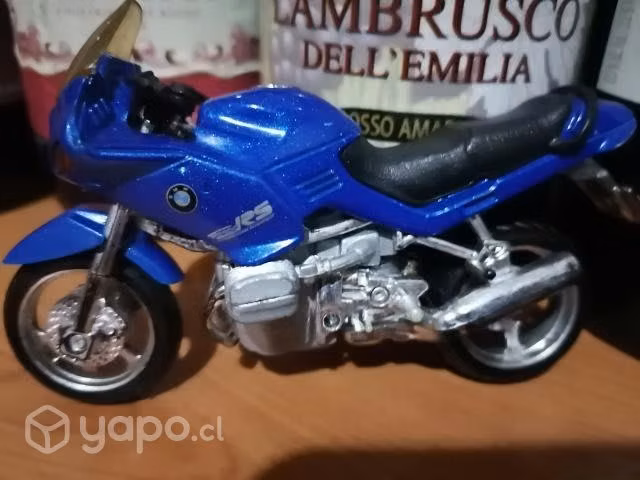 Bmw rs 12,5 cm. de largo