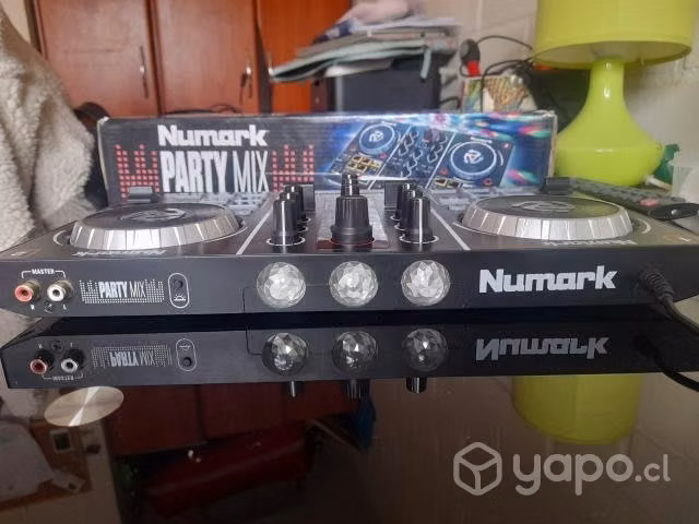 Numark Party Mix